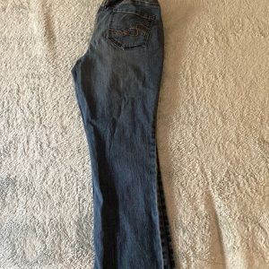 Large maternity jeans.
